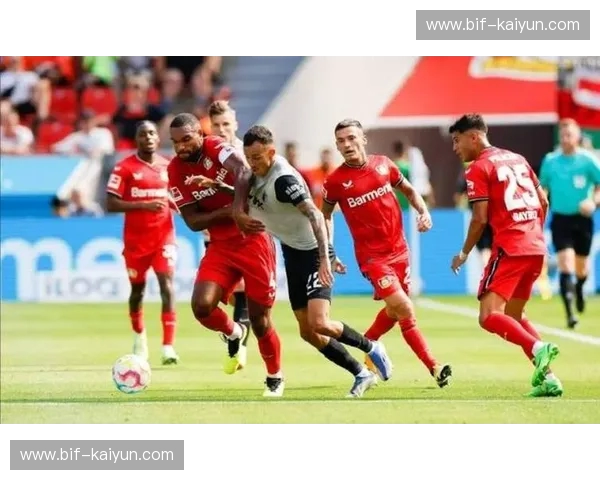 弗赖堡vs奥格斯堡：德甲赛场上的“小而美”对决，激情与战术的碰撞